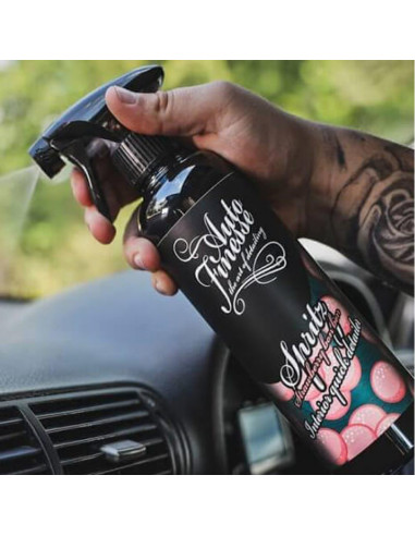 Auto Finesse Spritz Strawberry Bonbon 500ml nettoyant interieur pour voiture